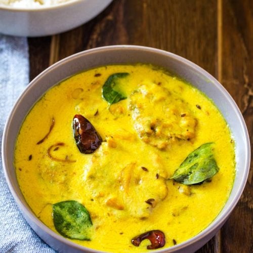 Kadhi Pakora Recipe - I Knead to Eat