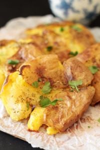 smashed-potatoes-with-garlic-mayo-dip-1