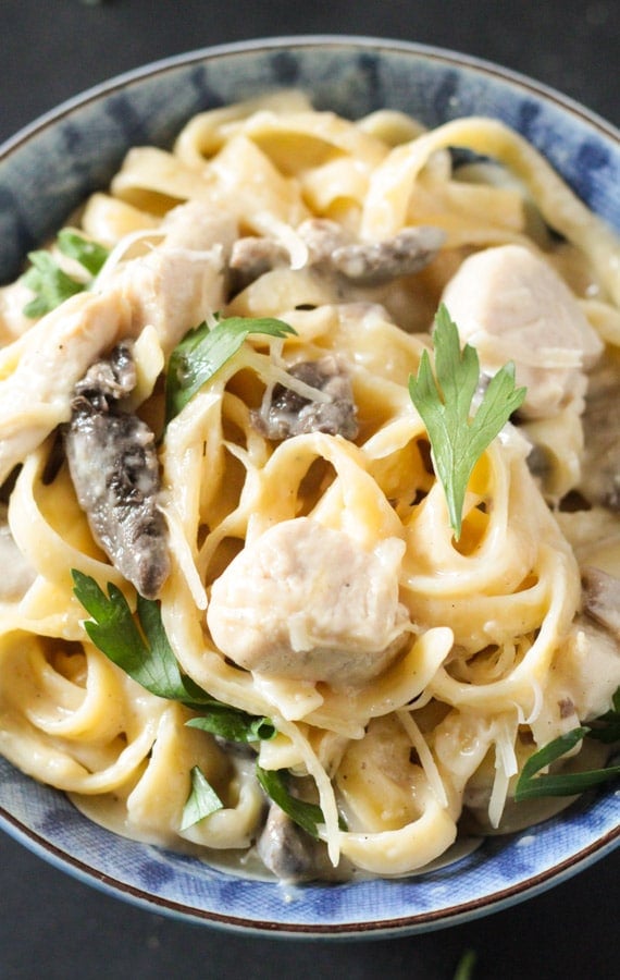 One Pot Chicken & Mushroom Linguine Tetrazzini