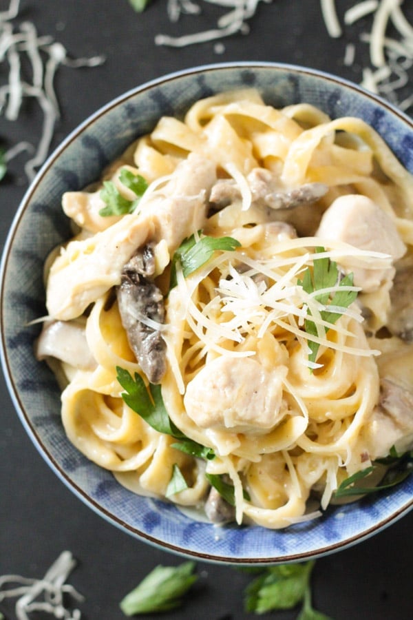 One Pot Chicken & Mushroom Linguine Tetrazzini