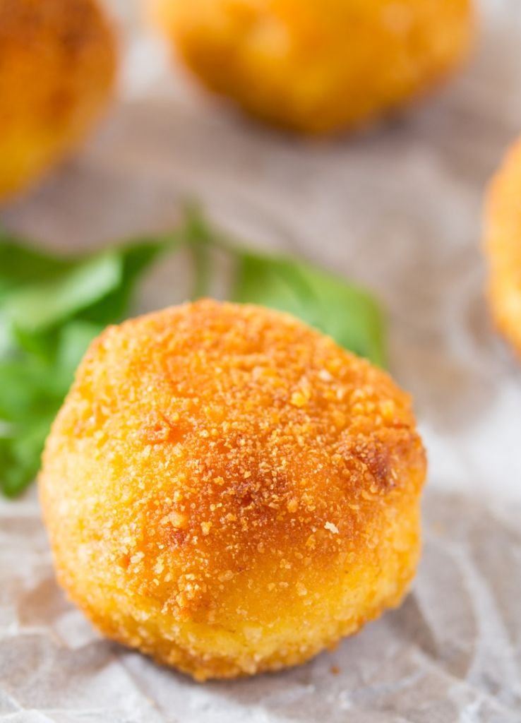 Chicken Cheese Balls - I Knead to Eat