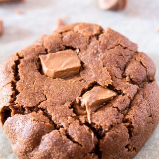 Copycat Levain Bakery Milk Chocolate Chocolate Chunk Cookies