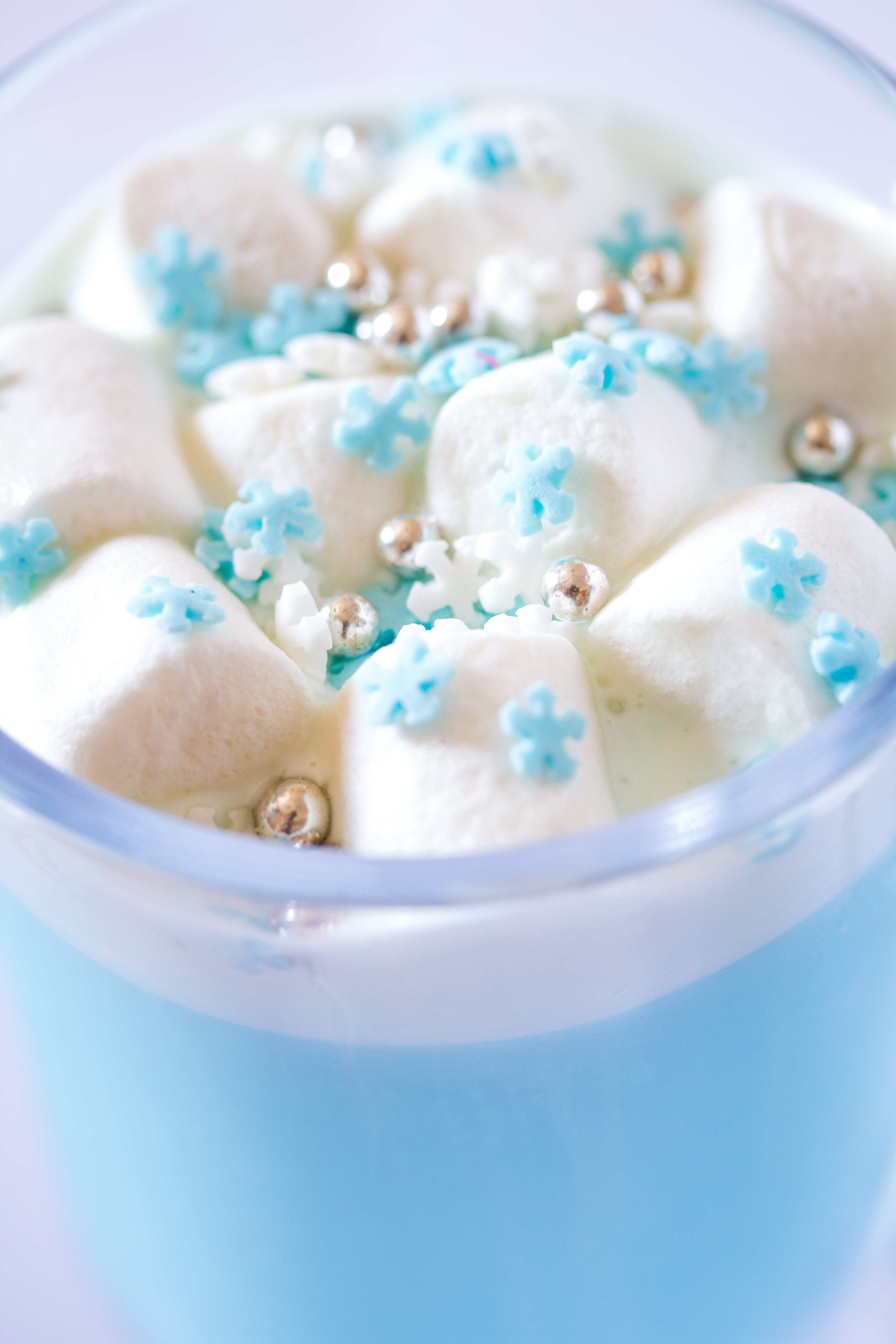 Elsa-Frozen-Hot-Chocolate