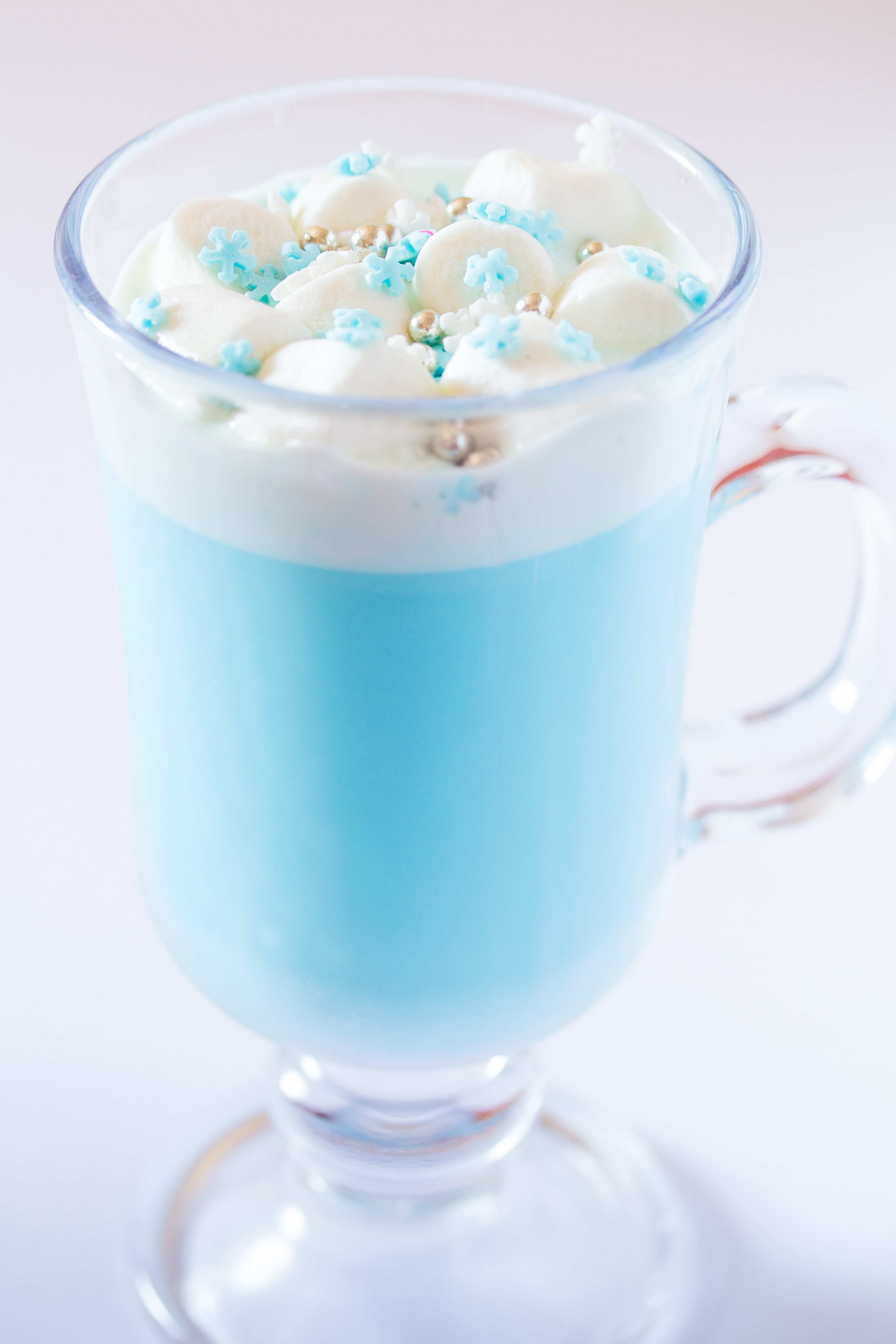 Elsa-Frozen-Hot-Chocolate