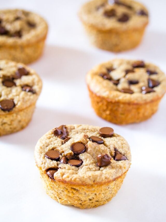 HEALTHY BANANA OAT MUFFINS BLENDER RECIPE STORY I Knead to Eat