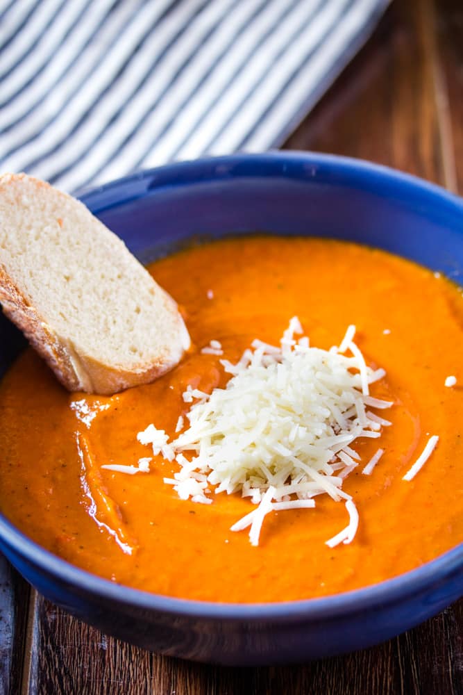 Roasted-Red-Pepper-and-Tomato-Soup