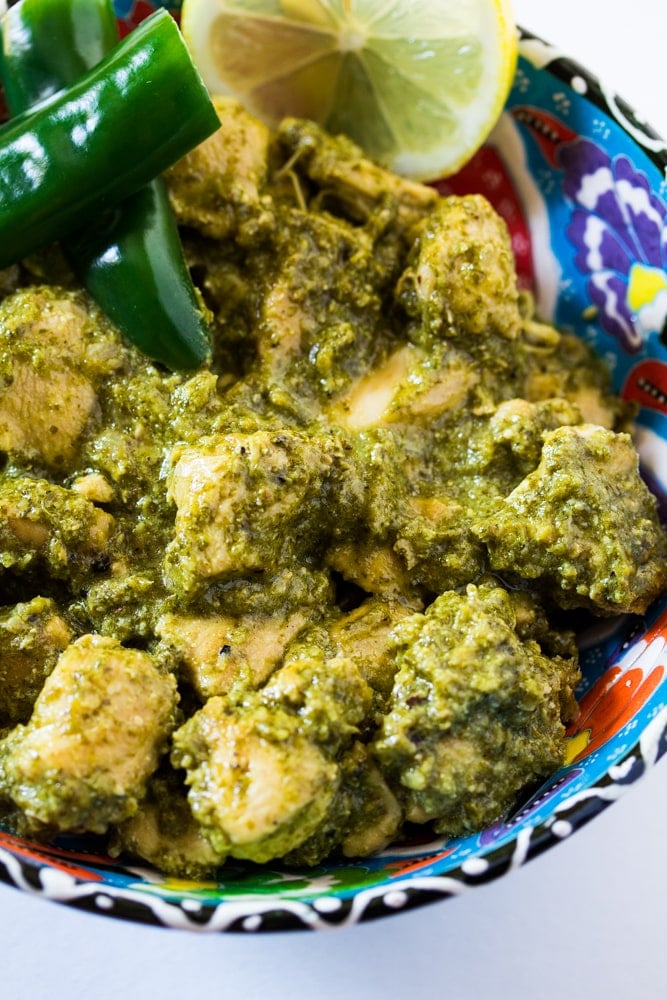 Hariyali Chicken - Green Chicken Curry | I Knead To Eat