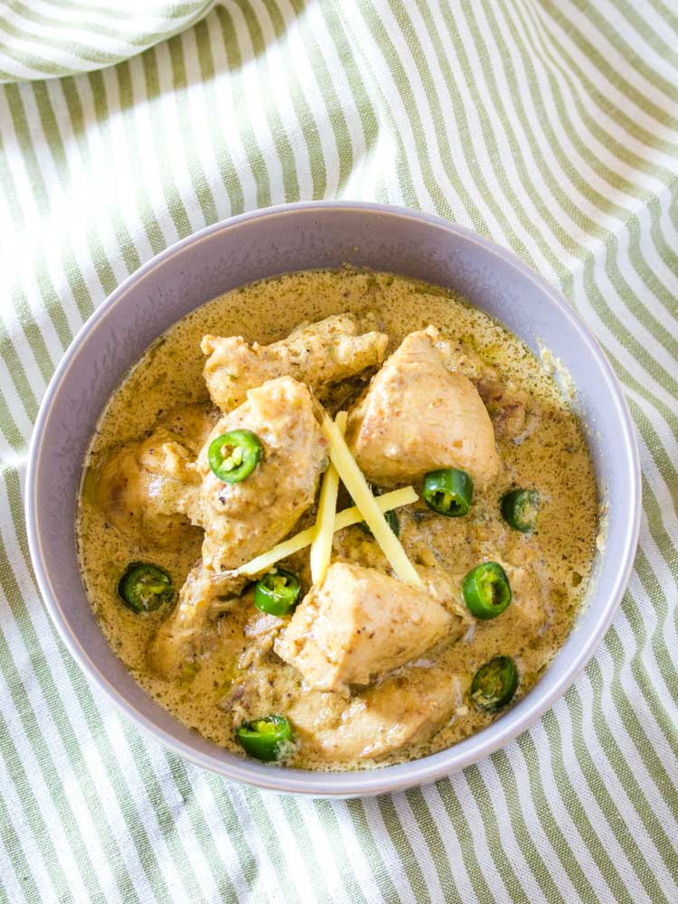 https://ikneadtoeat.com/wp-content/uploads/2020/02/White-Chicken-Karahi-2.jpg