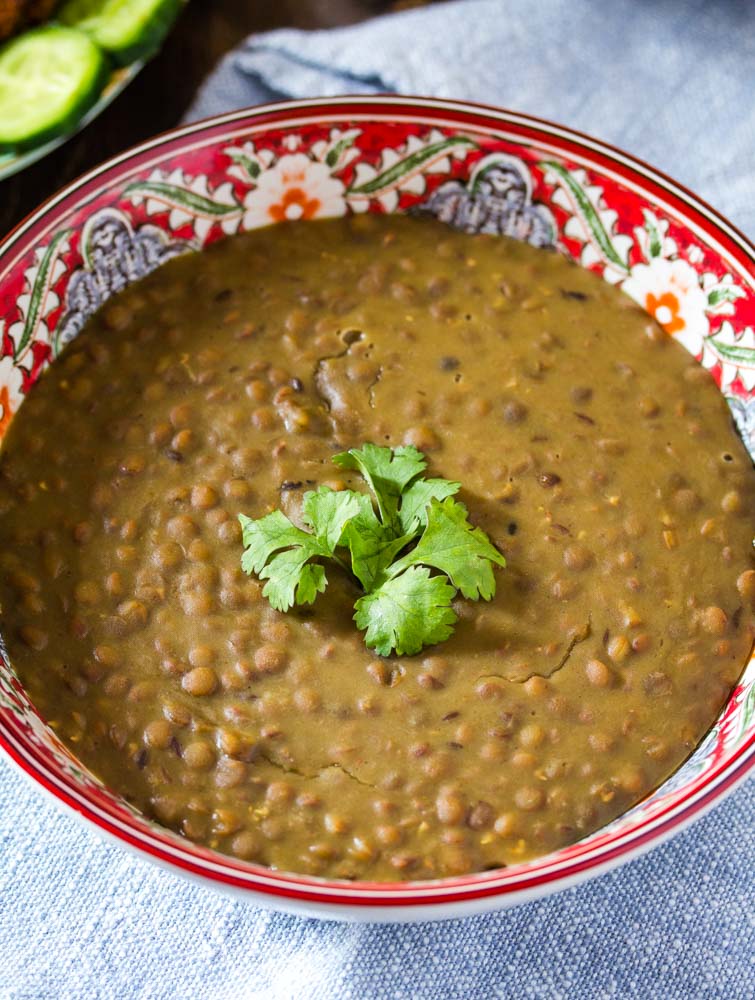 pakistani kaali daal