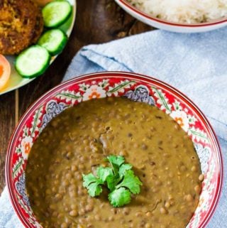 kaali daal