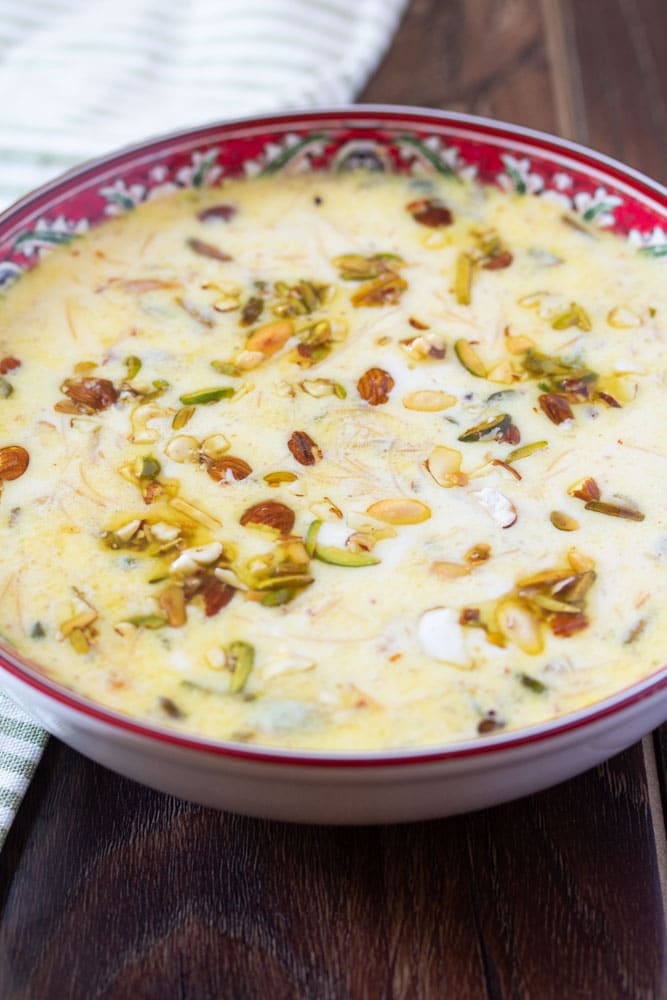 Sheer khurma in a bowl. 