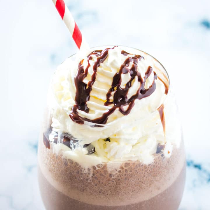 Chocolate Banana Milkshake (3 Ingredients Only!)