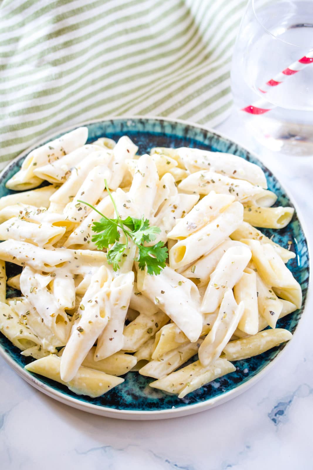 Creamy Garlic Pasta I Knead To Eat