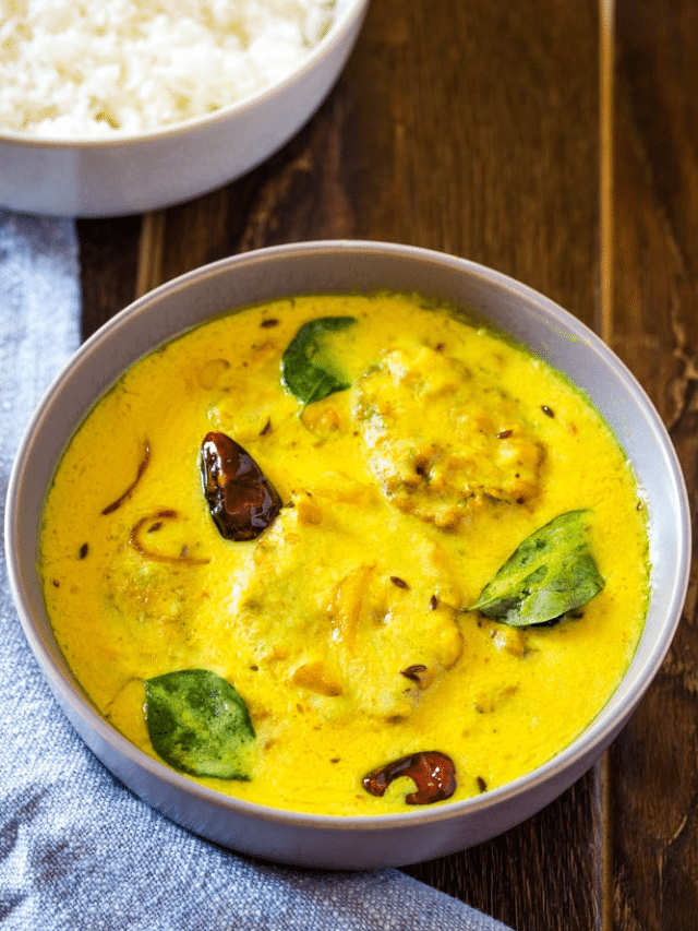 KADHI PAKORA RECIPE STORY - I Knead to Eat