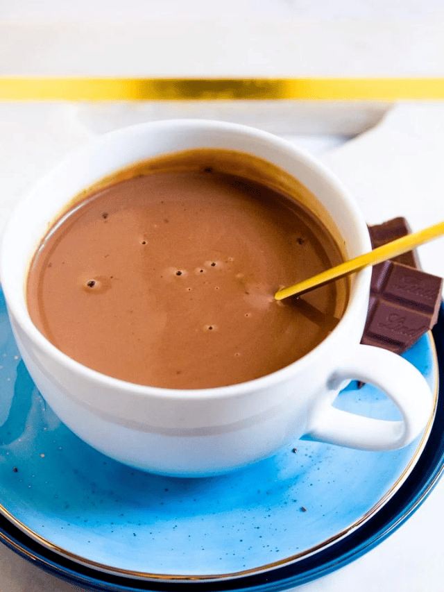 THICK AND DECADENT ITALIAN HOT CHOCOLATE STORY